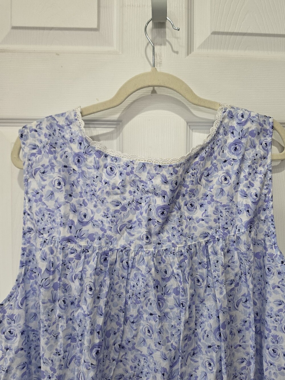 Eileen West floral sweetheart neck nightgown Size 3X - Picture 9 of 16